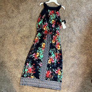 {Robbie Bee} Long floral dress NWT